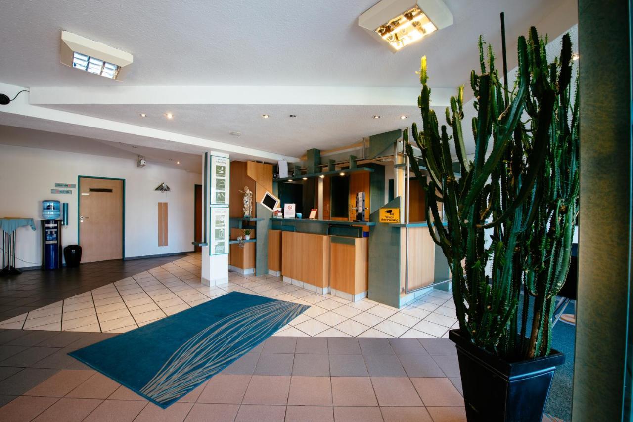 Hotel Residenz Schnelldorf Exterior foto